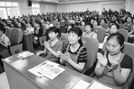 宜昌家政服務(wù)新風(fēng)尚 進(jìn)京服務(wù)員接受專業(yè)培訓(xùn)，健身服務(wù)成新亮點(diǎn)